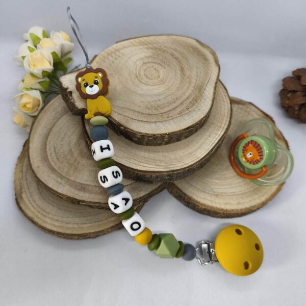Attache-tetine LION personnalisees-attache-sucette en silicone accessoire-tetine-cadeau-naissance-creations-fait-mains-bebe-future-parent-Babybou-Crea