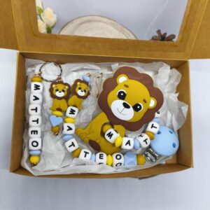 Coffret-naissance-personnalises-LION-attache-tetine-anneau-de-dentition-porte-clef-cadeau-future-parent-babyshower-accessoires-bebe-Babybou-Crea
