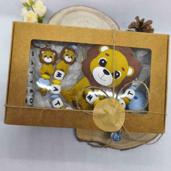 Coffret-naissance-personnalises-LION-attache-tetine-anneau-de-dentition-porte-clef-cadeau-future-parent-babyshower-accessoires-bebe-Babybou-Crea