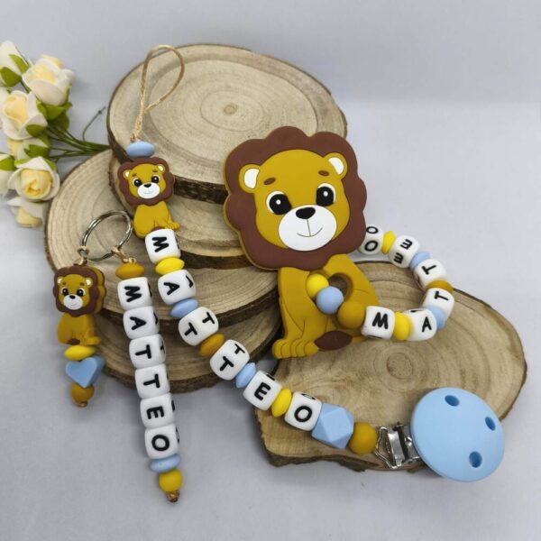 Coffret-naissance-personnalises-LION-attache-tetine-anneau-de-dentition-porte-clef-cadeau-future-parent-babyshower-accessoires-bebe-Babybou-Crea