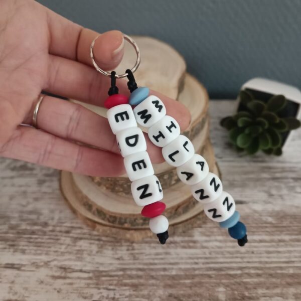Porte-cles prenom personnalisé - tout silicone - cadeau artisanal -trousseau clef-assecoires sac - cartable -sac a langer -clés - creation unique - - Babybou-Crea .