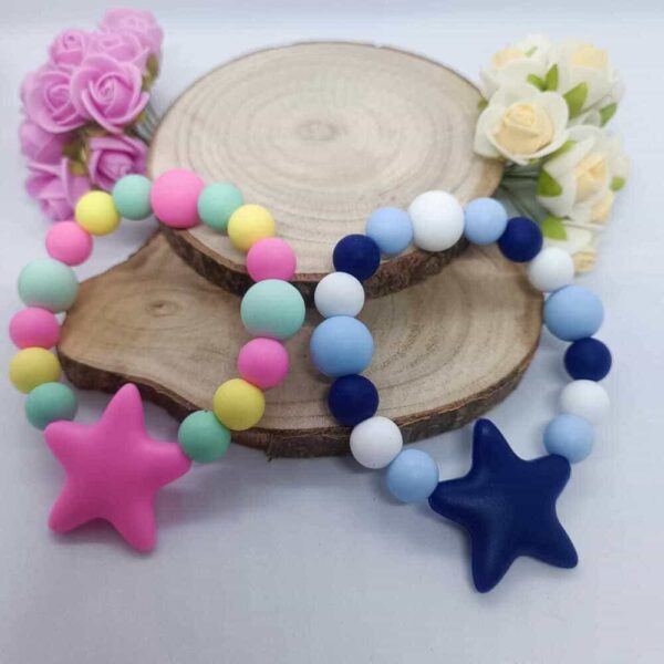 Anneau-de-dentition-bracelet-Etoile-tout-silicone-accessoire-bebe-pousser-dentaire-cadeau-bebe-soulage-les-gencive-creations-personnalisees-future-parent-babybou-crea