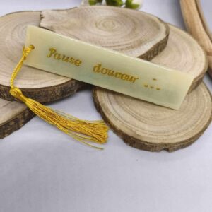 Marque-page-pause-douceur-resine-epoxy-pause-lecture-tons-or-beige-vert-cadeau- Babybou-Créa