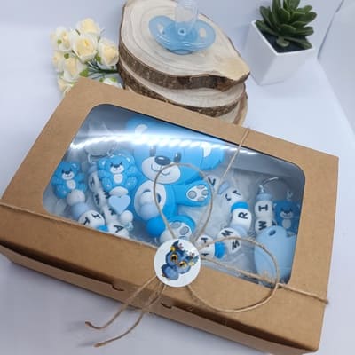 Coffret-naissance-personnalises-attache-tetine-anneau-de-dentition-porte-clef-cadeau-future-parent-babyshower-accessoires-bebe-Babybou-Crea