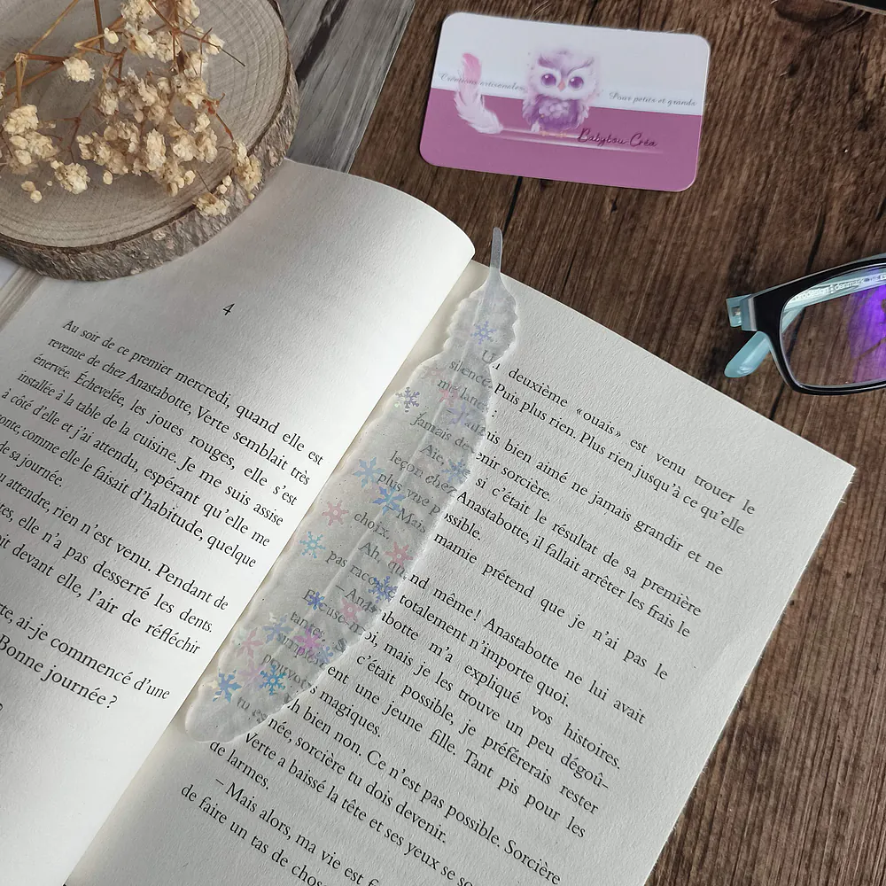 Marque-page-plume-flocons neige-resine-epoxy-marque-ta-page-accessoire-lecture-cadeau-fait-main-artisanal-personnalise-original-babybou-crea-32.