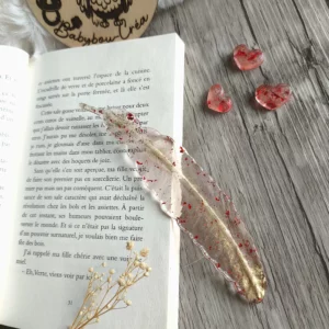 Marque-page plume d'amour en résine époxy - Feuilles d’or rouge/poudre d'or