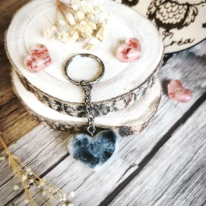 Porte-clé petit cœur en résine époxy Marbré Noir et Blanc fait main - accessoire cle - creations artisanale - babybou-crea 2