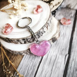 Porte-clé petit cœur en résine époxy Nuage Rose fait main - accessoire cle - creations artisanale - babybou-crea