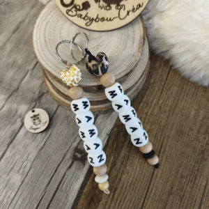 Porte-clé coeur sauvage artisanal silicone et bois Creations-personnalisees-pour-petits-et-grands-bebe-maman-attache-tetine-cadeau-naissance-porte-cles-fait-mains-babybou-crea