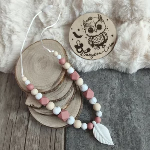 Collier de portage en silicone – Modèle Feuille Terracotta – Babybou-Créa